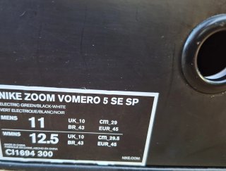 Zapatillas Nike Vomero 5 Hombre Verde