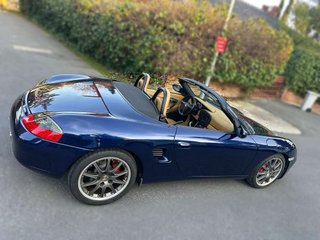 PORSCHE boxster