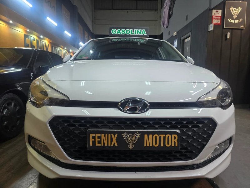 Hyundai i20 1.2 Essence 2017, foto 3