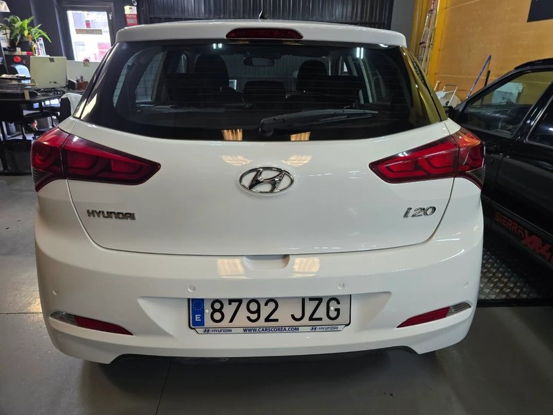 Hyundai i20 1.2 Essence 2017, foto 5