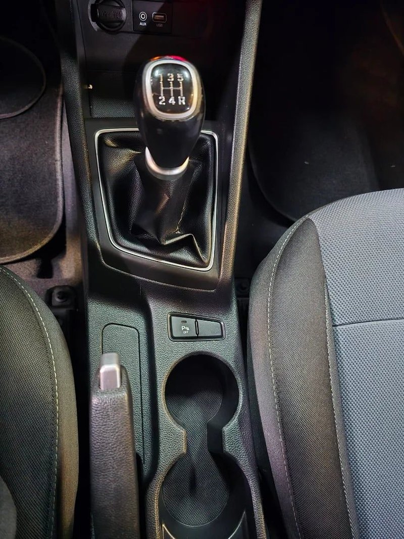 Hyundai i20 1.2 Essence 2017, foto 17