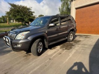 TOYOTA land cruiser