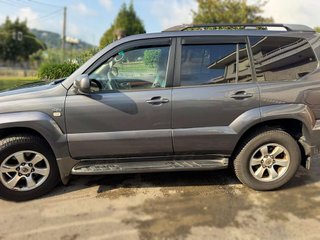 TOYOTA land cruiser