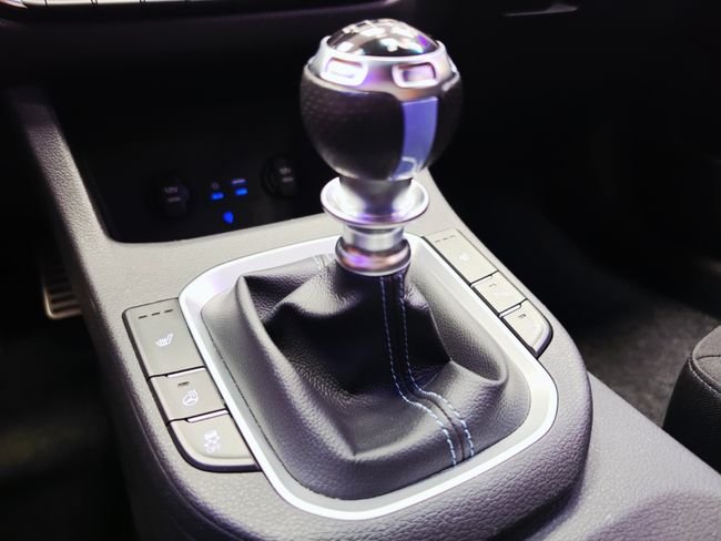 Hyundai i30 2019, foto 16