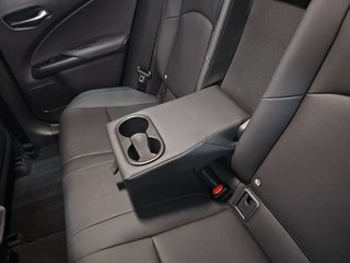 Lexus UX 2.0 250h Style