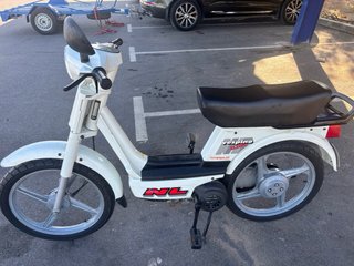 Vespino NL Blanca