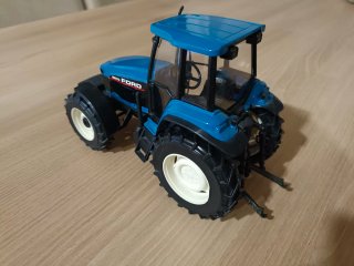 Tractor Ford 8970 Colección