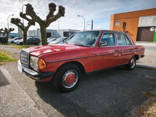 Mercedes-Benz 300d