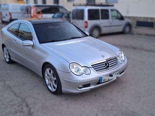 MERCEDES clase c