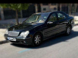 MERCEDES clase c