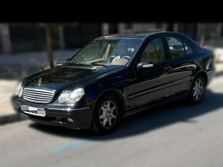 MERCEDES clase c