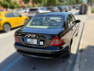 MERCEDES clase c