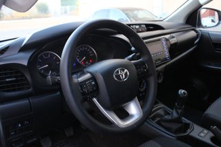 TOYOTA HILUX CABINA DOBLE ** 5 PLAZAS** **AÑO:2020
