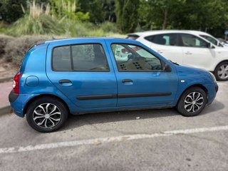 RENAULT clio