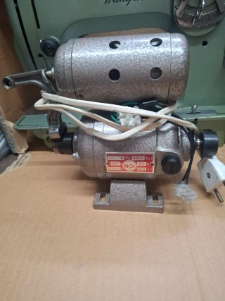 Máquina de coser Refrey Transforma