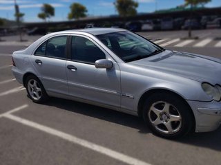 MERCEDES clase c