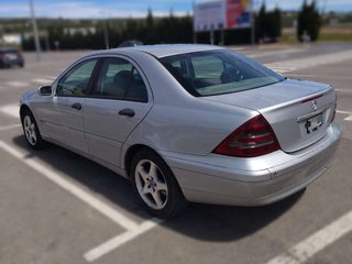 MERCEDES clase c