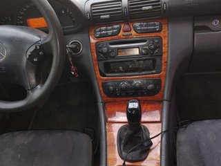 MERCEDES clase c