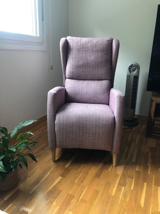 Butaca reclinable automática,prácticamente nueva