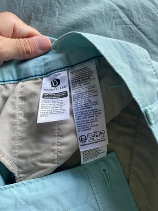 Pantalón corto Levi's azul nuevo sin estrenar