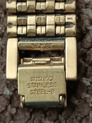 Reloj Seiko Dorado Mujer