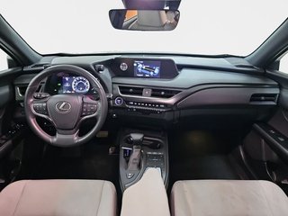 Lexus UX 2.0 250h Premium
