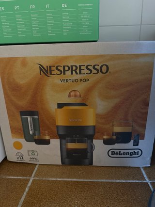 Cafetera Nespresso Vertuo Pop Amarilla