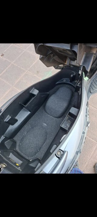 Maxi Scooter SYM Gris