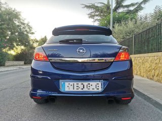 OPEL astra gtc