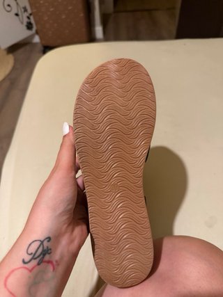 Sandalias de cuña negras con plataforma