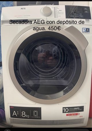 Secadora AEG con depósito de agua