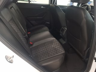 Volkswagen T-Roc Advance R-Line 1.5 TSI 110kW (150CV) DSG