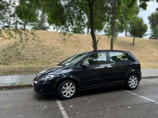 VOLKSWAGEN golf plus