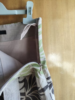 Falda estampada con cinturón