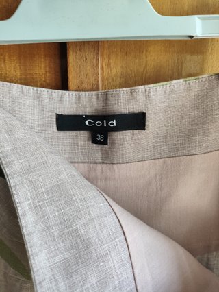 Falda estampada con cinturón