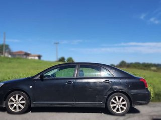 TOYOTA avensis