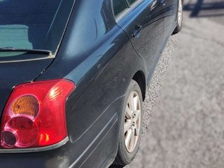 TOYOTA avensis