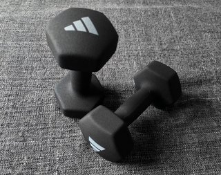 Par de mancuernas de 5 kg adidas (A ESTRENAR)