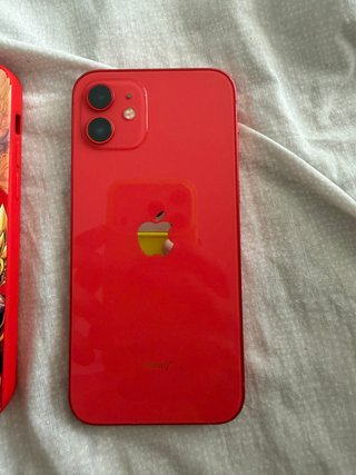 iPhone 12 Rojo 64 GB | 84% Batería | Ticket