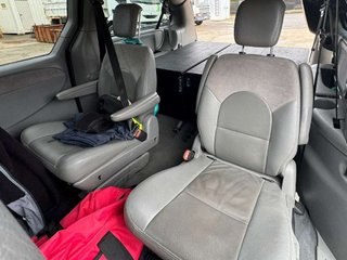 CHRYSLER grand voyager