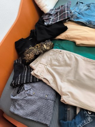 Lote de 5 kilos de Ropa Chico