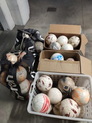66 palloni calcio usati misti n.3 n.4 n.5
