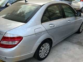 MERCEDES clase c
