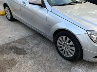 MERCEDES clase c