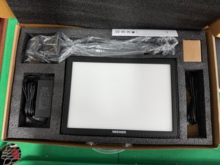 Luz LED Neewer NL288 RC 2.4G Control Remoto