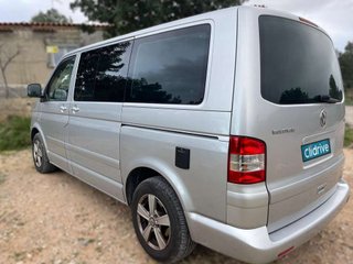 VOLKSWAGEN multivan