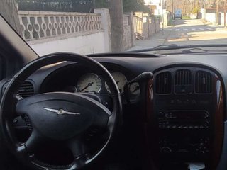 CHRYSLER grand voyager