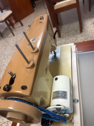 Máquina de coser Singer antigua