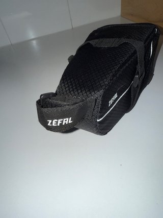 Bolsa sillín bici Zefal negra