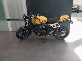 Triumph Tracker 400 Amarilla y Negra